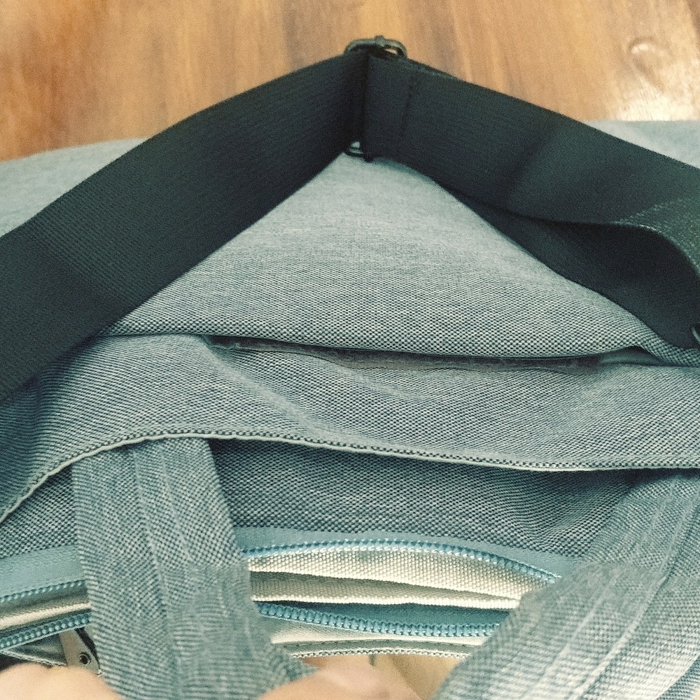 Blue laptop bag with compartments - Picture 4 of 4